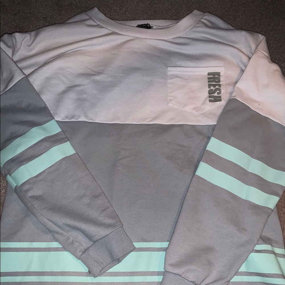 Rue 21 long sleeve jersey//size small
